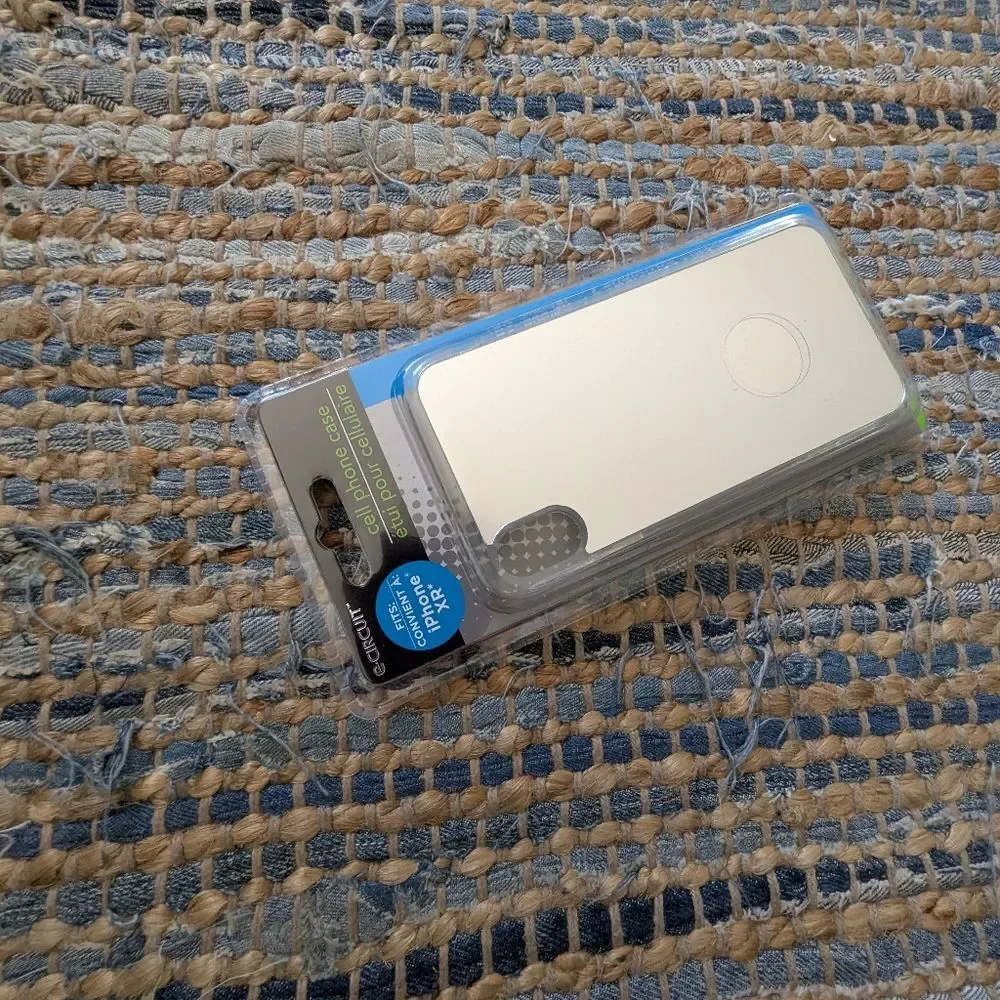 E-circuit iPhone XR White Cell Phone Case with Kickstand NITB